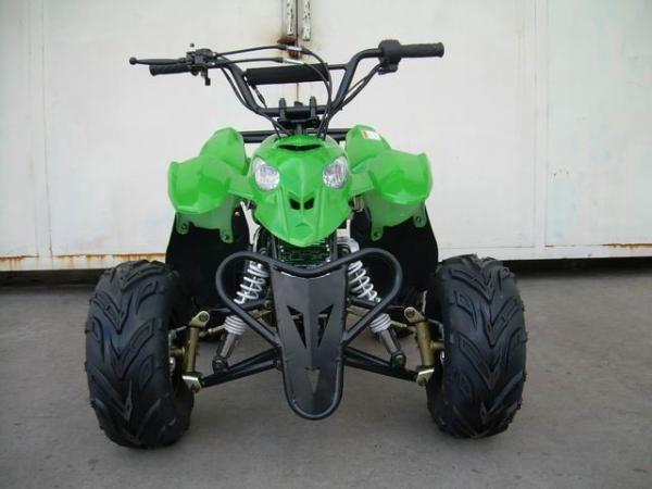 juventude 110CC que compete 4 veículos com rodas para a estrada de floresta, velocidade máxima 50km/h