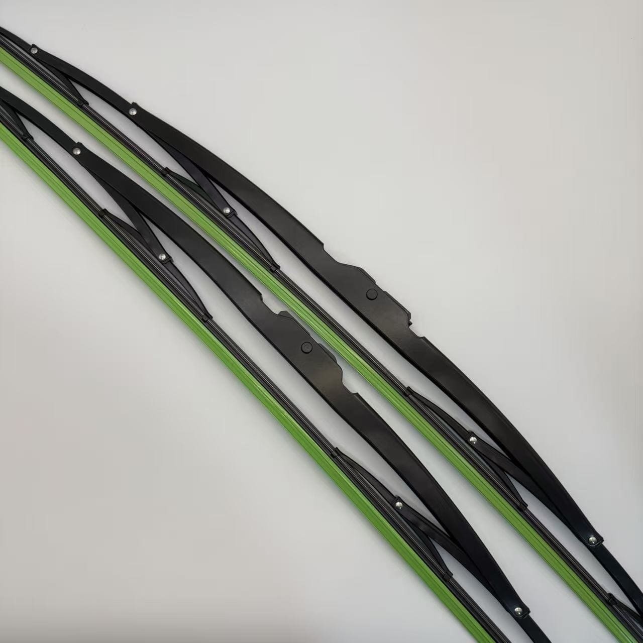 Bus Wiper Blade Heavy Duty Frame Windshield Wiper for Coach Tour Bus City Bus Replacement Parts