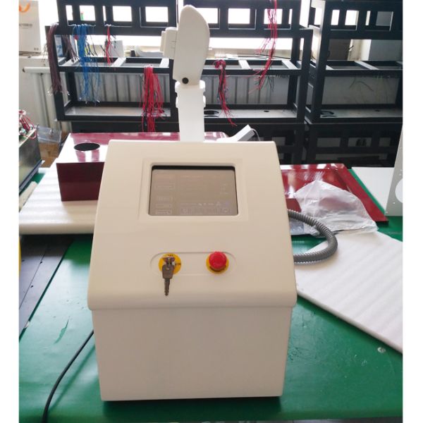 2000W Power IPL Laser Skin Rejuvenation Machine Vascular Removal High Repetition