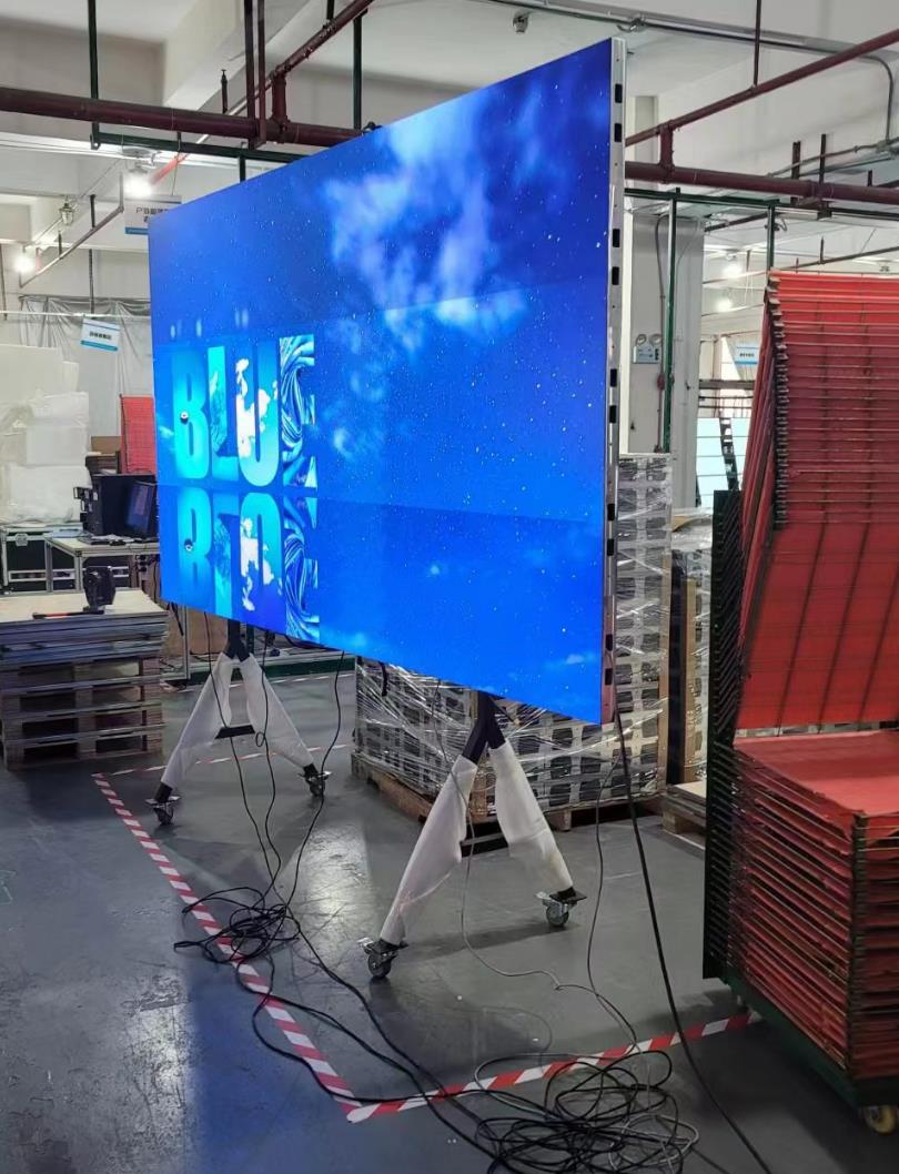2K 4K COB P1.5 LED Screen TV поддержка питания и сигнала дизайн двойного резервного копирования