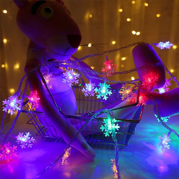 PVC Plug-In LED Christmas Light String 4W Snowflake Indoor Decorative Lights AC200-240V