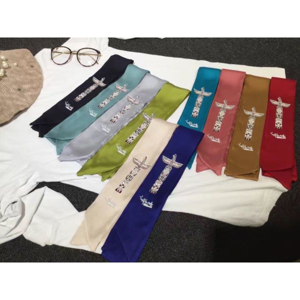 2017 little neck Imitated Silk satin fabric fashion office ladies uniform tie print ribbon scarf 6*120cm 10g
