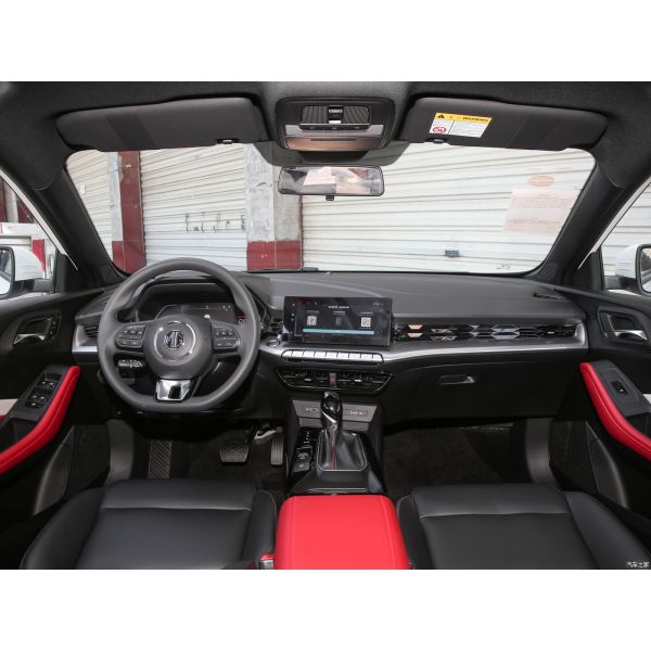 Hot Selling 2023 MG5 1.5L 180DVVT 5 Seats 4 Doors Automatic Sedan White/yellow Gasoline Car Deluxe Version