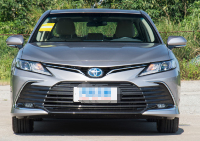 Седан 2022 мест 3 двери 5 версии 4 элиты спаренного двигателя 2.5HE Toyota Camry добавочный