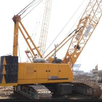 Des grues à rampe d'occasion avec une puissance nominale du moteur de 242 / 2100 kw/rpm et une grue à rampe de 85 T