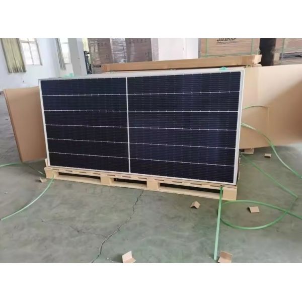 Tempered Glass Jinko 78HL4-BDV Bifacial Double Glass 645W Monocrystalline Solar Panel