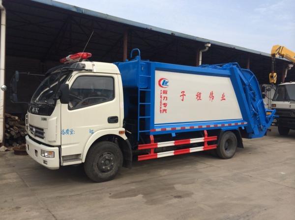 8m3 swing arm container garbage truck, 6 ton Dongfeng Chassis garbage container lift trucks