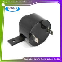 Para el coche del club DS & Precedent 1016851