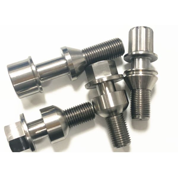 OEM Titanium Wheel Boltslug Bolts Grade 5 Titanium Fasteners Wear Resistant
