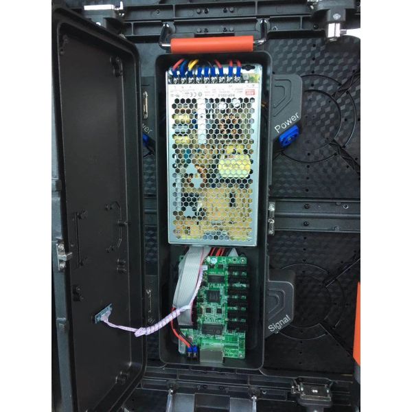 MBI5124 IC Indoor LED Screen P3.91/4.81 SMD2121 Package Mode , Constant Drive