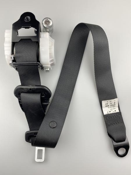 Three-Point Seat Belt Assembly for All-new Hyundai Verna with 3.3m-3.5m Webbing Length and 2.50 KG Packed Weight