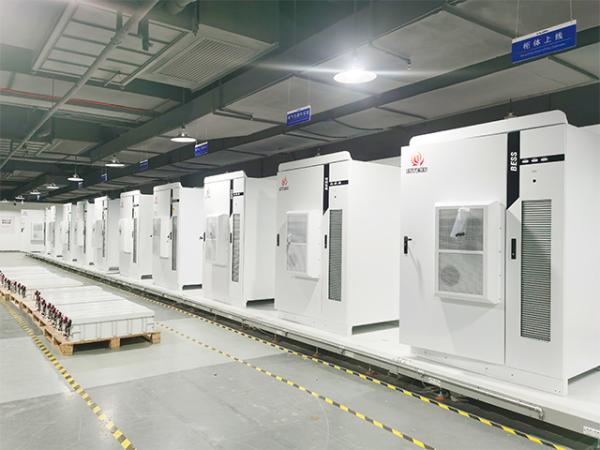 Système de stockage d'énergie à batterie LiFePO4 de 215 kWh à usage industriel
