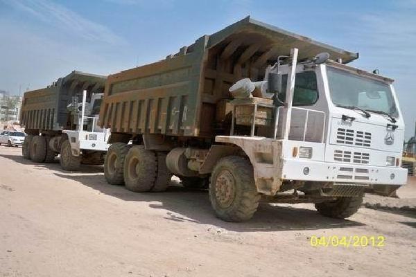 Underground Mining Dump Trucks / Howo 70 tons mine dump truck with spare parts