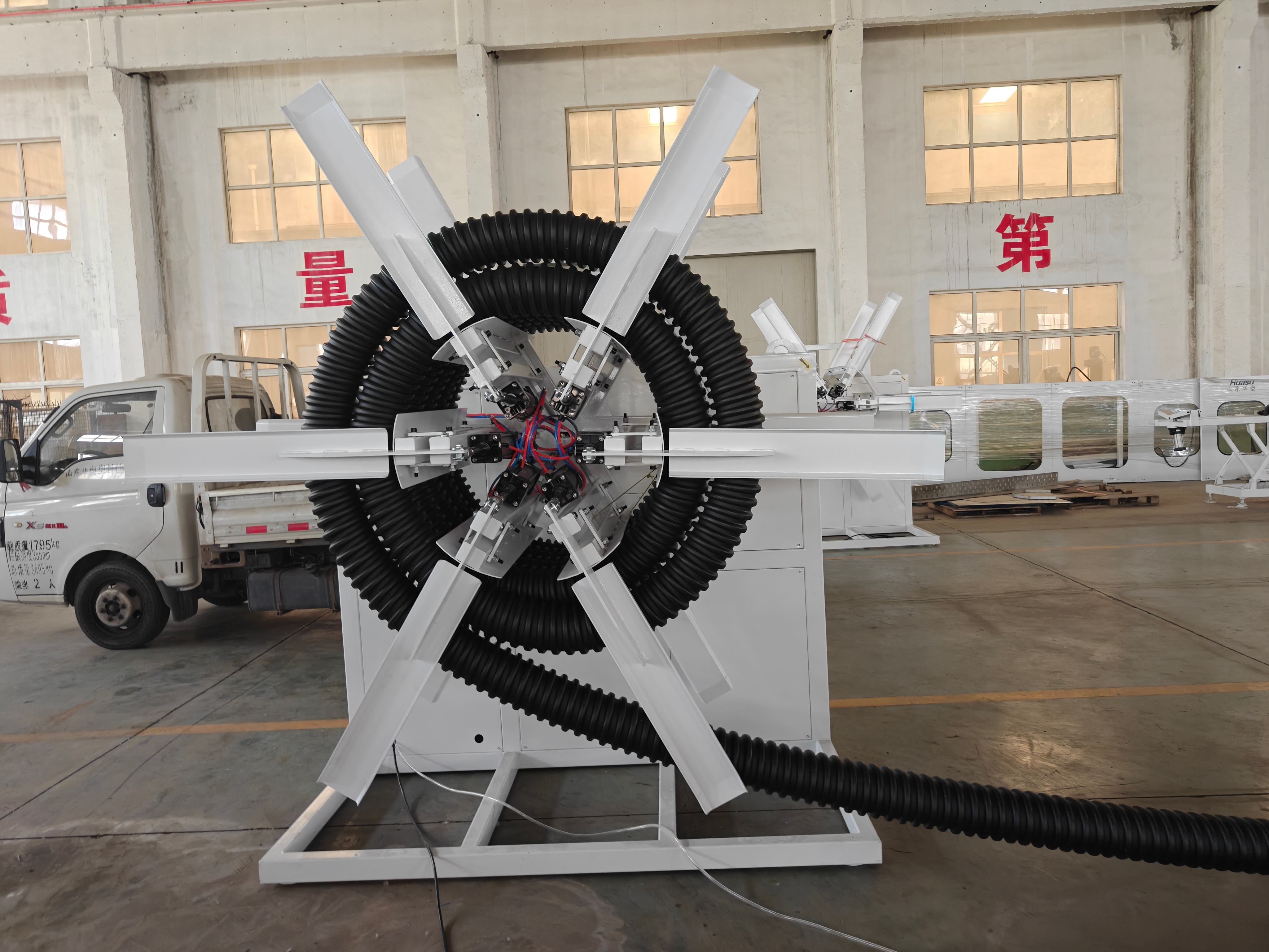 Computerized HDPE double wall corrugated pipe extrusion line for PP PE plastic processed pipes providing extrusion and performance