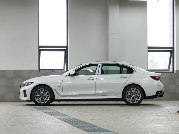 BMWS I3 IX3 Pure Electric Luxury Sedan Model 2024 Edrive 35 L 40L Sport Night Nev I3 BMWS Made in China