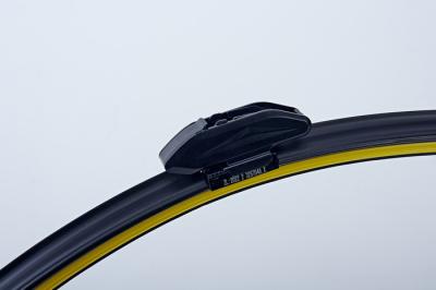 14 Inches Bendable Rear Windscreen Wiper in Rubber Black The Perfect Cleaning Upgrade