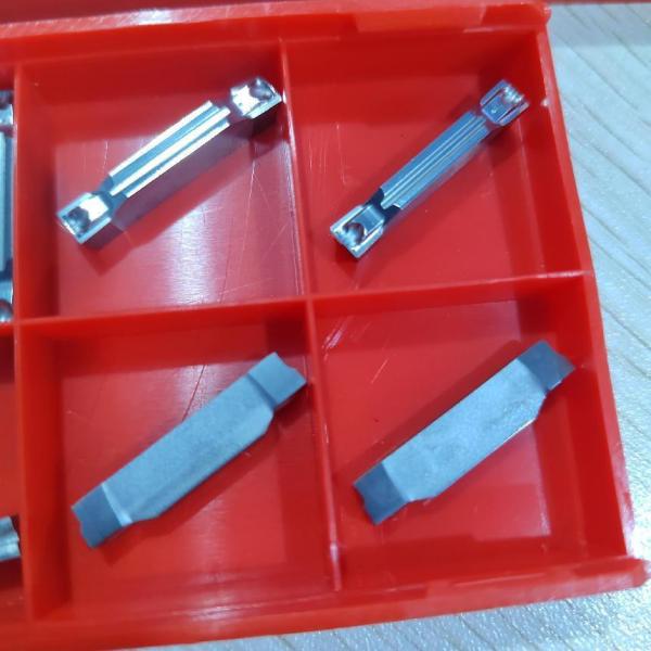 Sandvik la double tête de meulage qu'alternative slottingTungsten le carbure insère les outils de coupe de rotation de commande numérique par ordinateur en métal d'insertion