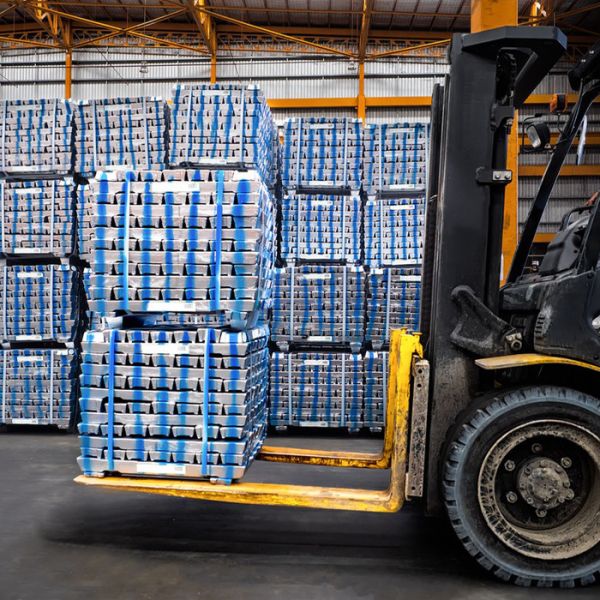 High Purity Aluminium Ingot With Sliver Surface For Industrial Use