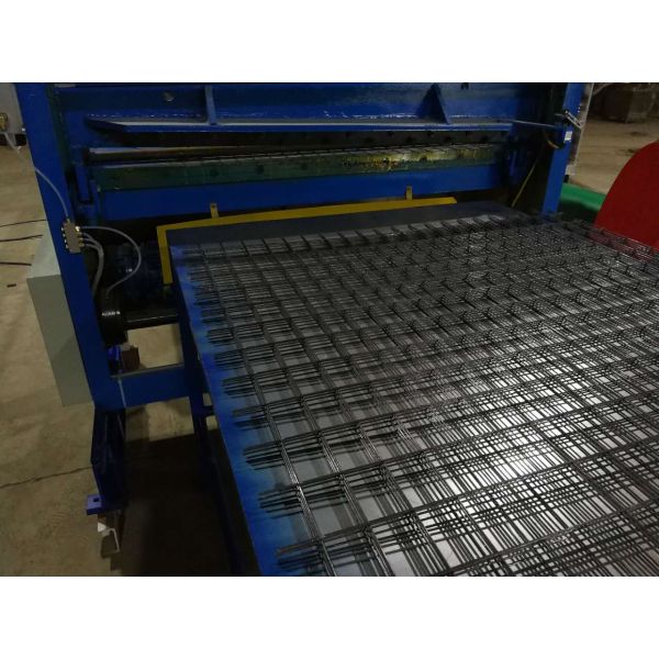 Fully Automatic Welded Wire Mesh Panel Production Line For Fence