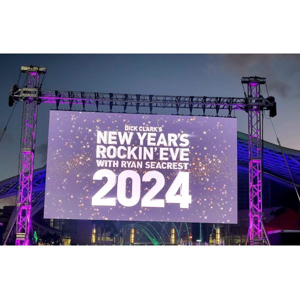 1000 Nits 1R1G1B1W Indoor Led Screen Rental , Led Screen Panel For Rent