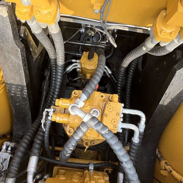 Used SANY SY235 Crawler Excavator 129kw Rated Power Quality Guaranteed