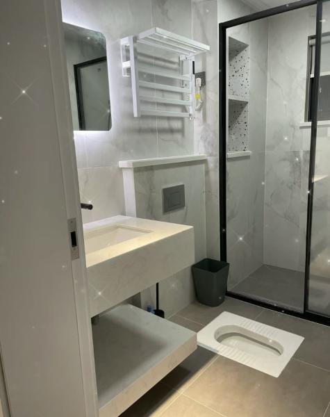 Rubber Seal Concealed Plastic Toilet Cistern Reliable Performance Guaranteed