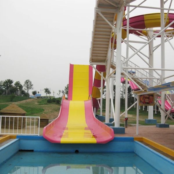 Colorido balsa de la familia tobogán acuático ODM equipo del parque acuático de diversiones