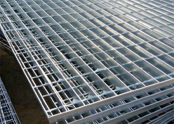 Pressure Resistance Welded Heavy Duty Bar Grating Q235 SS Floor Grating