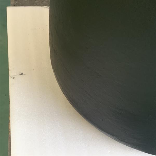 Molten Metal Crucible With Pouring Nozzle Metal Melting Silicon Carbide Graphite