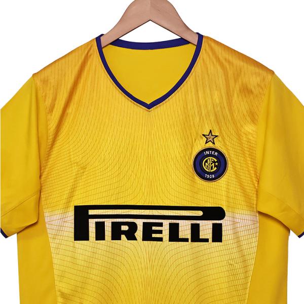 Second Away Inter Milan Retro Jersey 2002-2003 Season Customization