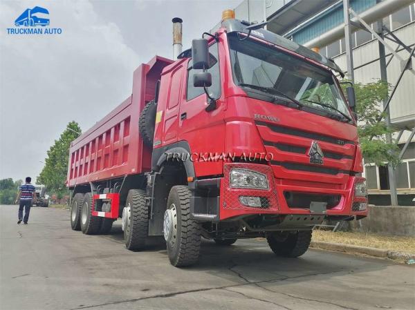 12 Wheel 371HP Sinotruk Howo 8x4 Dump Truck With Top Warning Light