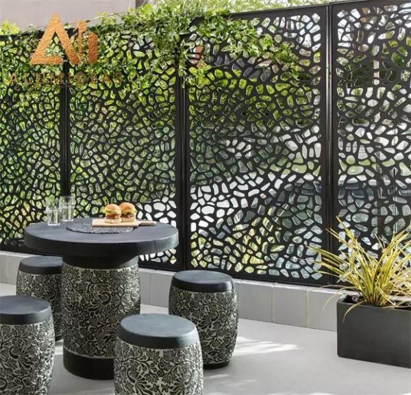 Privacy Screen for Aluminum Fence