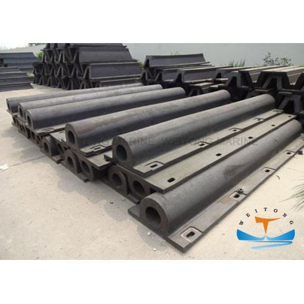 Black Marine Safety Equipment , Wheel Roller Marine Rubber Fender