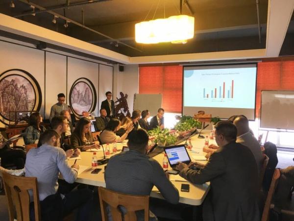 A carga solar profunda acidificada ao chumbo da bateria 2v 500ah do ciclo do gel de Vrla Mf levanta a bateria do Eps
