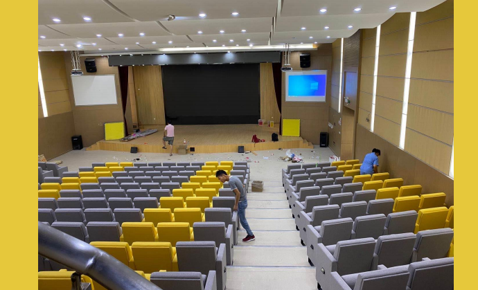 Commercial Durable Modern Theater Seating with EN1021 Fire Rating and EN13501 Certified for Cinemas and Theaters