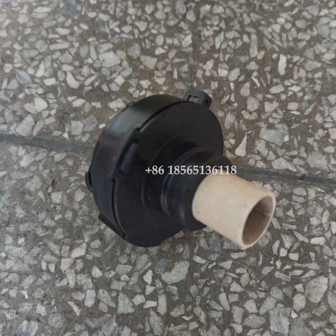 Original Vacuum Switch Sensor VOE20565673 20565673 for  EC210 EC240 EC290 EC360 E330 EC460 Air Pressure Sensor
