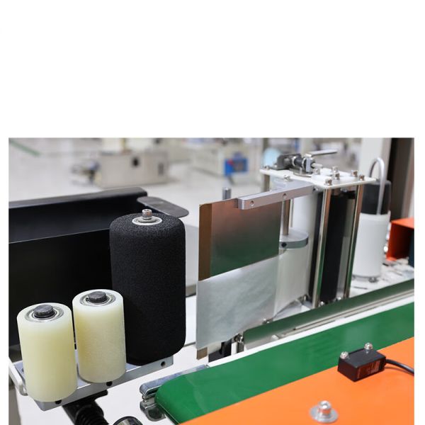 Convey Speed 18m/min Electric Driven Small Carton Box Case Sealer with Belt Conveyor