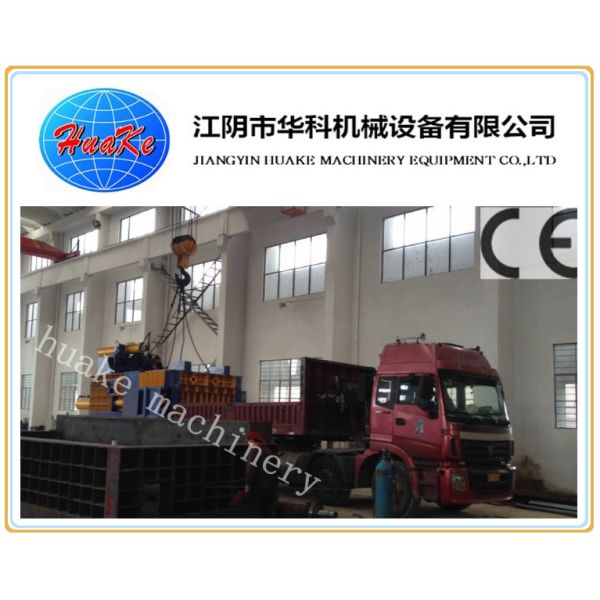 CE SGS 200T Scrap Steel Baler , Scrap Car Baler Machine