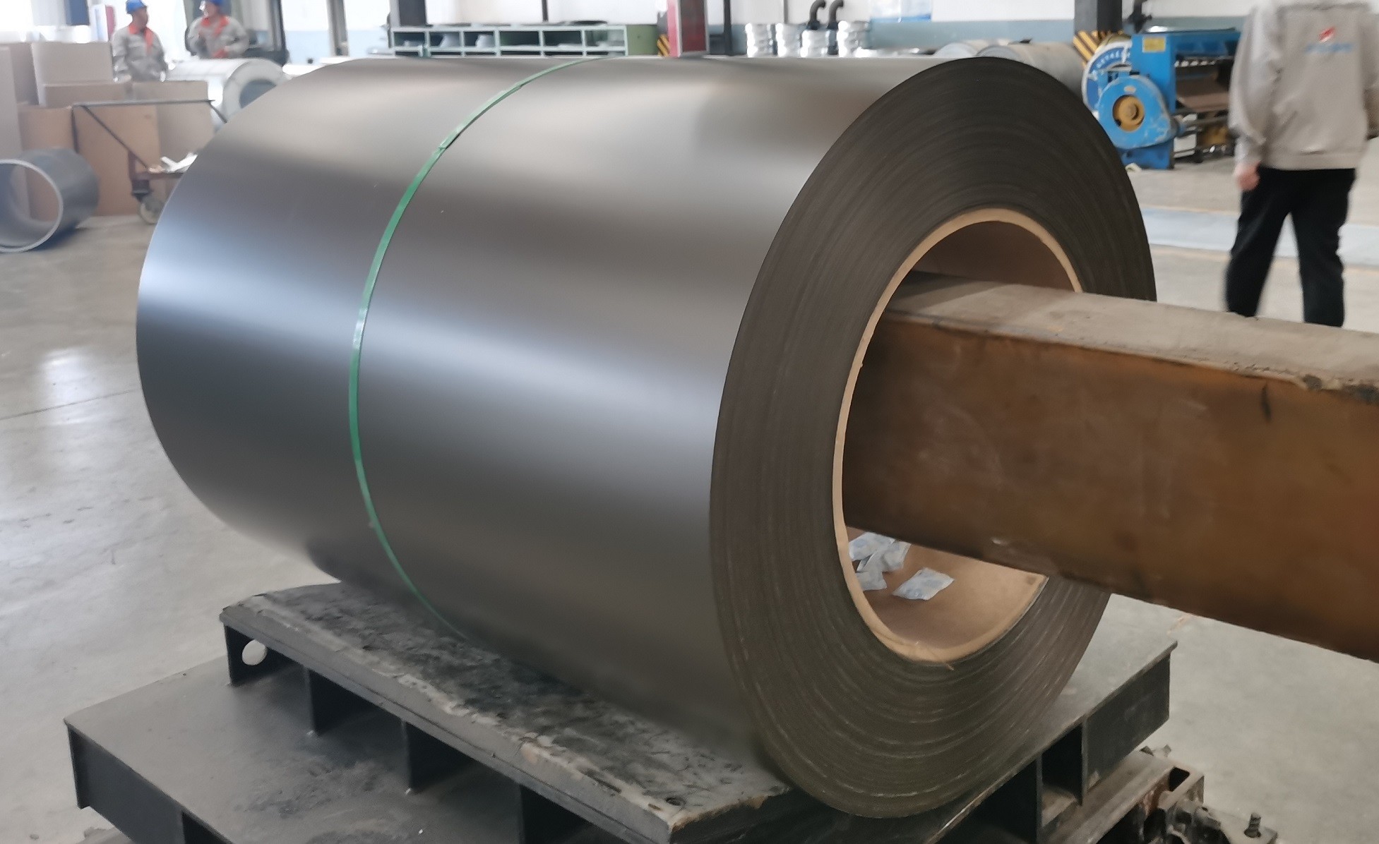 Бронзовый цвет катушки Aluzinc Base Metal PPGL AZ100 Для канавки и крыши панель предварительно окрашенный PPGI PPGL