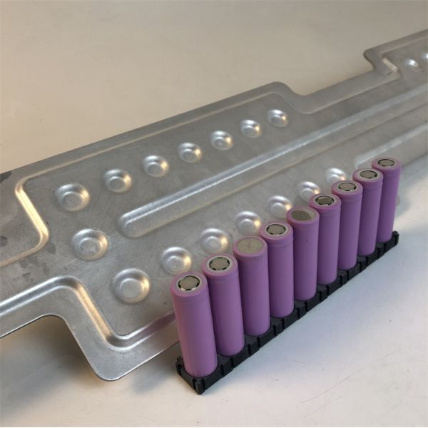 Micro Port EV Battery Aluminum Cold Plates Extruded Silver