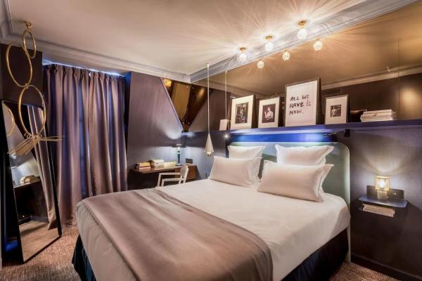 Zimbabwe hotel style apartment bedroom furniture of fabric bed with nighstand and work desk table chairs