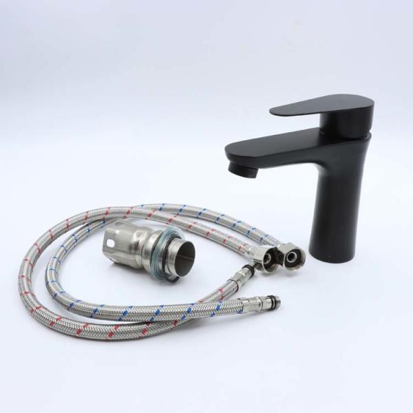 SS304 Bathroom Vanity Faucet Single Handle Deck Mounted