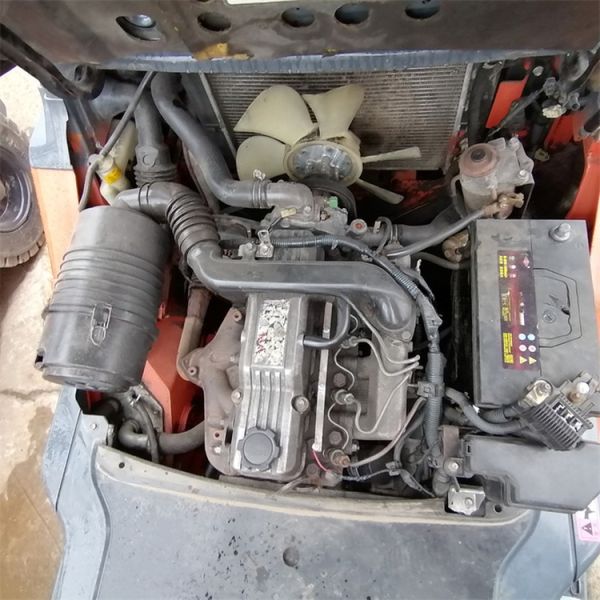 Elevadores de 3 toneladas multifunción importados de Japón y usados de Toyota listos en horas de trabajo reducidas