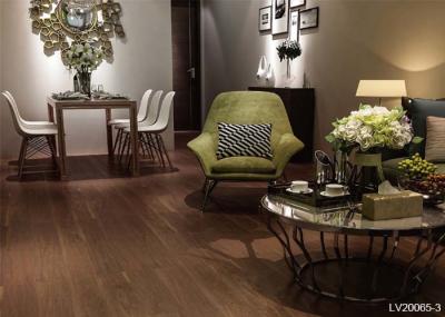 AC4 12mm Water Resistant Laminate Wood Flooring 100% Recyclable
