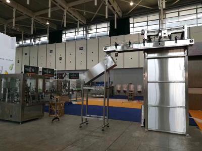 Electric 50Hz 3 Phase Packing Production Line , Bottle Can Depalletizer Machine