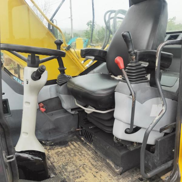                  Used Wheel Excavator Komatsu Pw160 Secondhand 16t Wheel Digger Original Japanese Brand Low Hour             