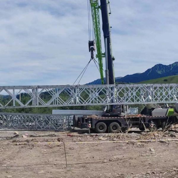 Steel  Truss Pedestrian Bridge With Steel Deck / Timber Deck