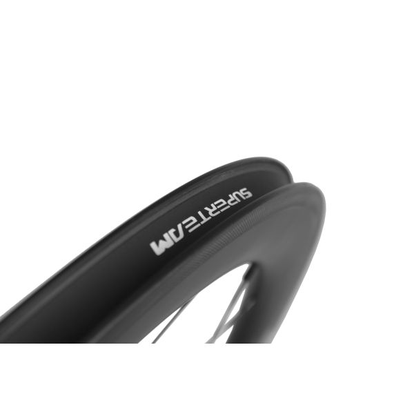 El conjunto de ruedas de fibra de carbono de Superteam es la actualización perfecta para las llantas abiertas de la bicicleta y el freno V