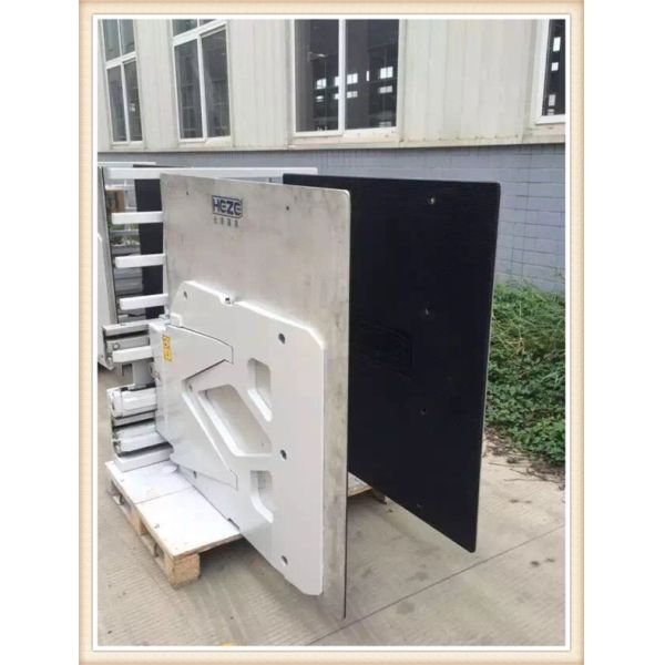 Аксессуары тележки вилки приложений платформы грузоподъемника струбцины коробки экономически