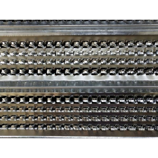 Stable Design Convenient HY Rib Mesh , Construction Rib Lath Cladding